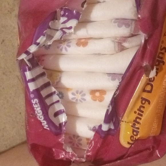 HuggiesTrainingPants Learning Designs pants - Picture 12 of 13